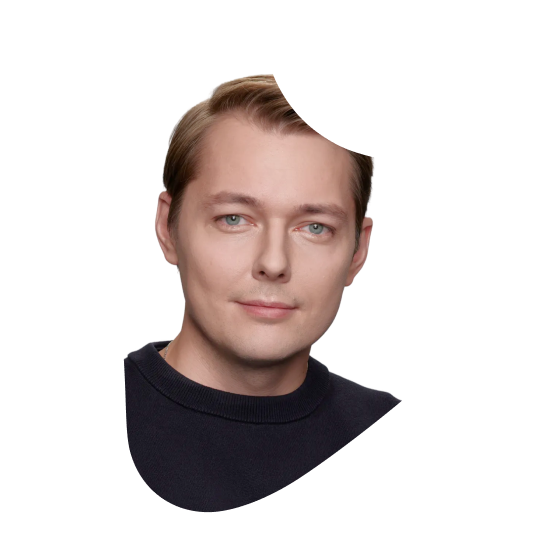 Максим Смелов